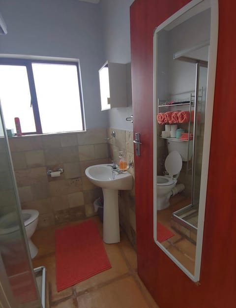 Hope Cottage- No smoking allowed on property House in Knysna