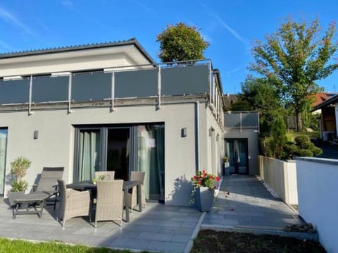 Balcony/Terrace, Seating area, Garden view