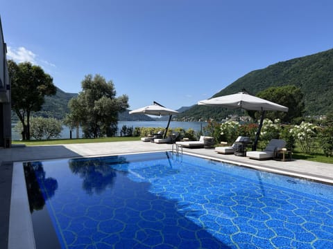 Balcony/Terrace, Swimming pool