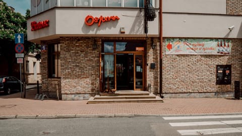Property building, Restaurant/places to eat, Facade/entrance, Property logo or sign