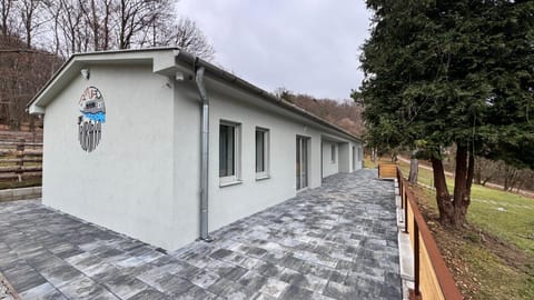 Property building, Balcony/Terrace