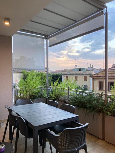 SE025 - Senigallia, meraviglioso trilocale con terrazzo Apartment in Senigallia