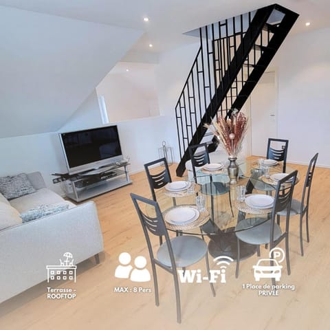 TV and multimedia, Living room, Seating area, Meals, air conditioner