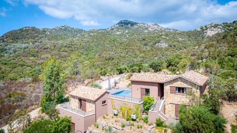 Property building, Bird's eye view