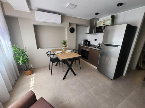 Kitchen or kitchenette, Living room, Seating area