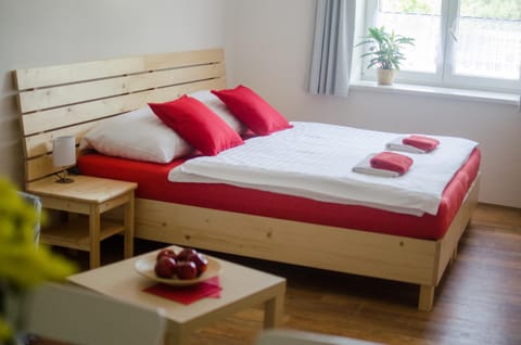 Bed, Photo of the whole room