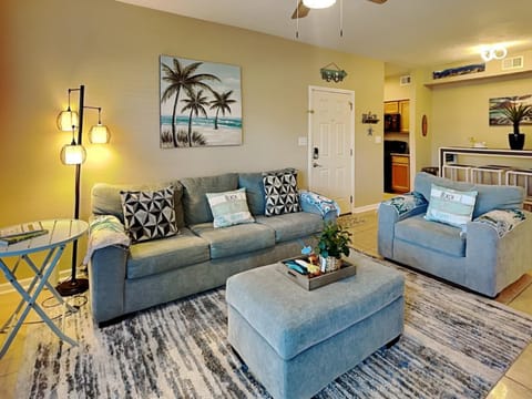 Kitchen or kitchenette, Living room, Seating area, furniture