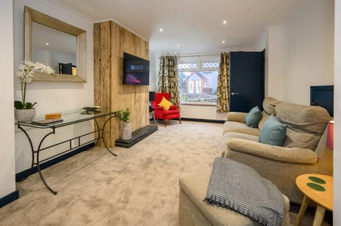 TV and multimedia, Living room, Seating area