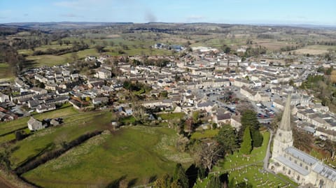 Neighbourhood, Natural landscape, Bird's eye view, Location