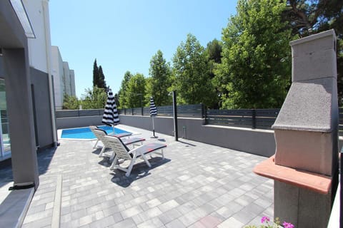 Einzigartige Villa direkt in Rovinj mit Privatpool, Grillbereich, Privatparkplatz, WiFi House in Cademia ulica