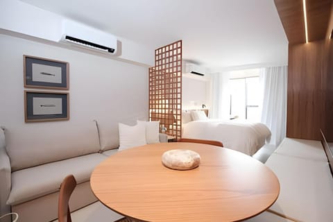 Living room, Dining area, air conditioner