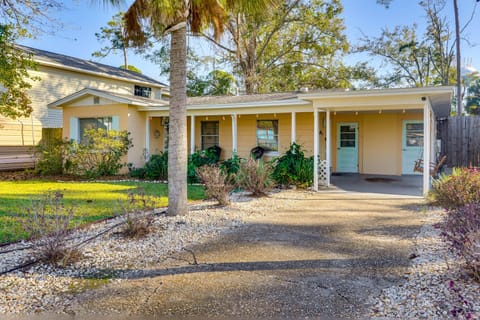 Less Than 1 Mi to Beach Family-Friendly Port St Joe Home House in Port Saint Joe