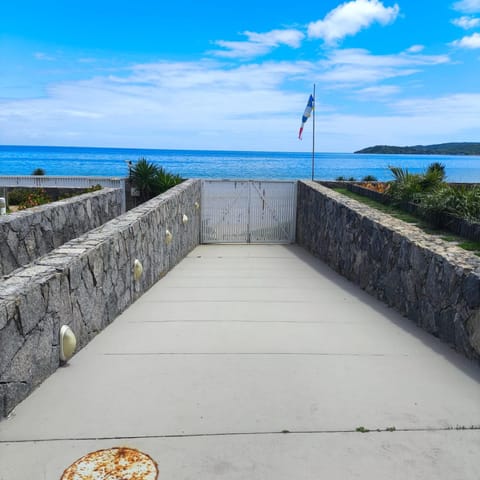 Casa em condomínio vista mar SAINT SOUCI - BÚZIOS RJ House in Armacao dos Buzios