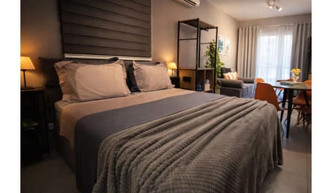 Bed, Photo of the whole room, Decorative detail, locker, air conditioner