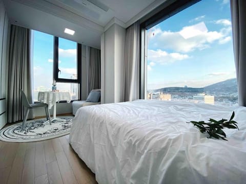 Bed, View (from property/room), Bedroom