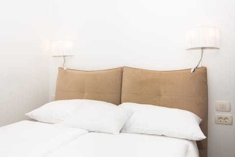 Thomas's cozy room with Breakfast Apartment in Piran