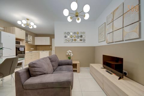 TV and multimedia, Kitchen or kitchenette, Living room, Seating area, minibar, pet friendly, stove