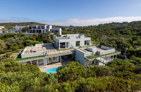 Property building, Natural landscape