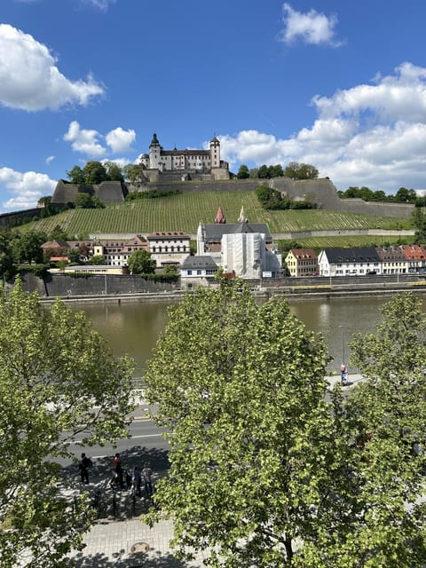 Landmark view, River view