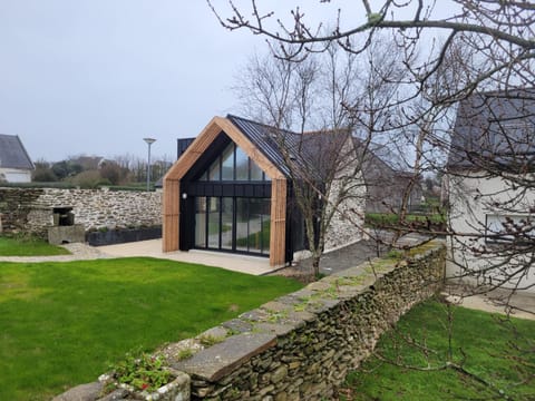 Property building, Garden, Garden view