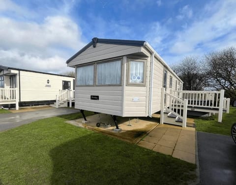 19 swan view House in Tattershall