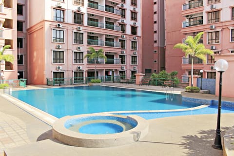 On site, Swimming pool
