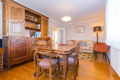 Sweet Burgundy Villa House in Dijon