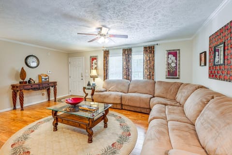 Creekside Haven with Fire Pit Near Nantahala River House in Nantahala