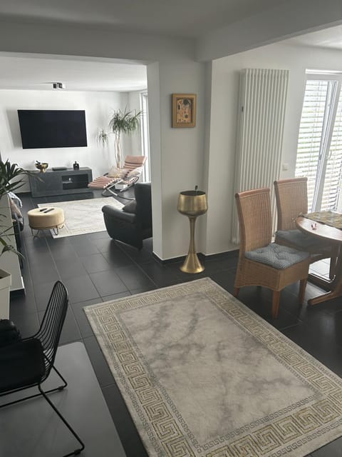 schöne Ferienwohnung mit Terasse Apartment in Koblenz