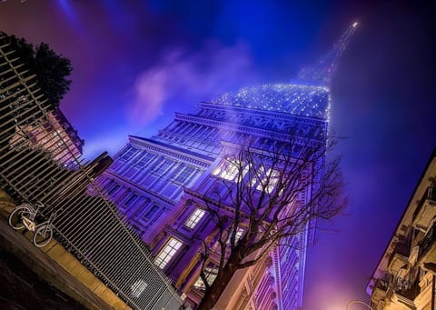 Property building, Nearby landmark, View (from property/room), City view, Landmark view, Street view, Quiet street view