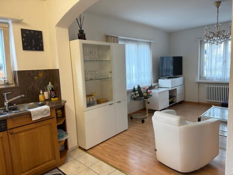 Moderne Ferienwohnung Lenzerheide mit Aussicht Apartment in Lantsch/Lenz