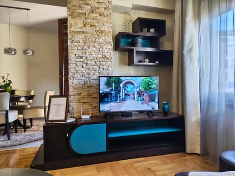 TV and multimedia, Living room, Seating area