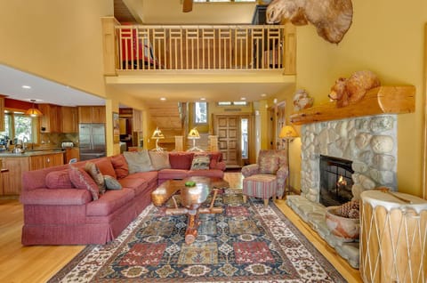 Spacious Chalet Hot Tub Sauna Holiday Valley Chalet in Cattaraugus