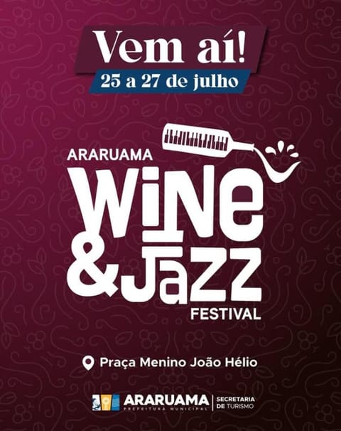 Casa no centro de Araruama com piscina House in Araruama