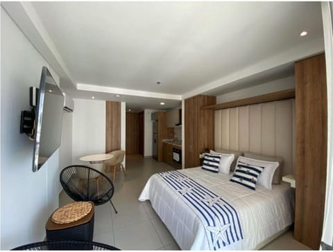 Bed, TV and multimedia, Photo of the whole room, Bedroom, wardrobe
