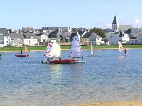 Appartement moderne 2 pièces avec vue mer et parking à Étel - FR-1-479-189 Apartment in Étel