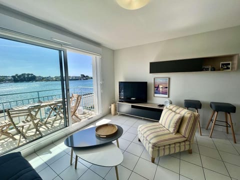 Étel - Appartement 42 m² - 2 pièces - WIFI - Près du port - FR-1-479-196 Apartment in Étel