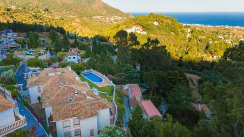 Seaviews & pool in center of Mijas Pueblo Apartment in Mijas