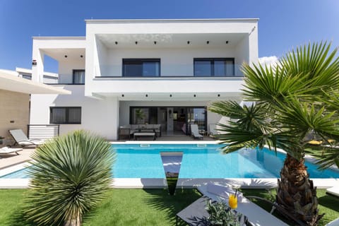 Day, Garden view, Pool view, Swimming pool