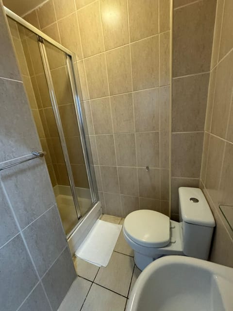 Sangha Hall Apartment in Leicester