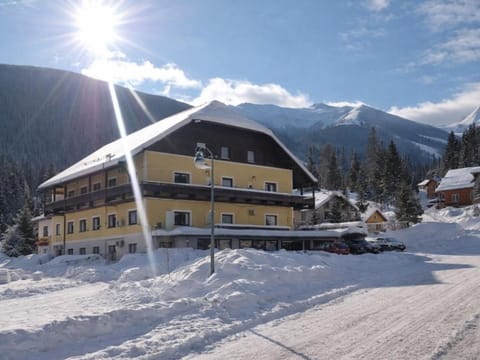 Property building, Winter