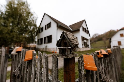 Property building, Day