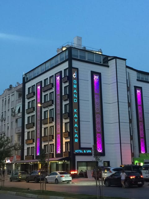 Property building, Day