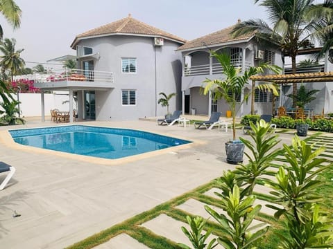 Property building, Patio, Day, Garden, Garden view, Pool view