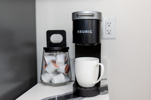 Family Duplex Suite in Downtown Sandusky Sleeps 12! House in Sandusky