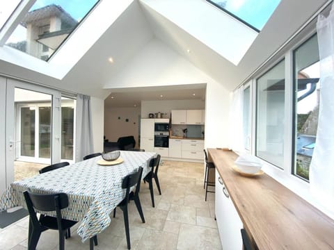 Maison neuve proche plage à Trégastel avec WIFI et parking - FR-1-368-440 House in Trégastel