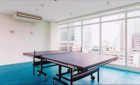 Table tennis