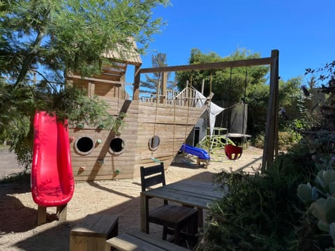 Patio, Balcony/Terrace