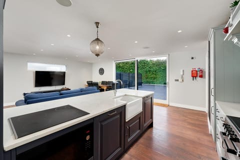 Living room, Dining area, Diving, kitchen