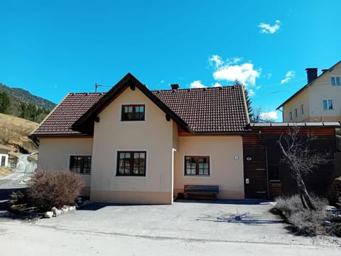 Haus in den Bergen! Österreichs Dorfperle Apartment in Friuli-Venezia Giulia